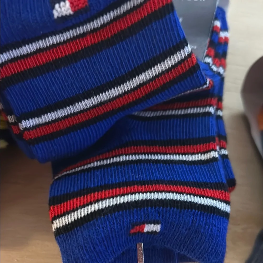 Tommy Hilfiger infant 6-12 Colorful Socks Set 3 packs